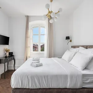  Apartment 1881 - Heritage